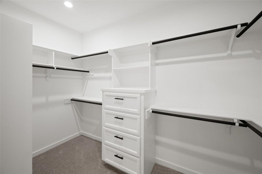 Image 42 of a home in .