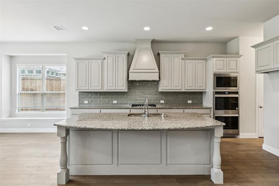 Furnished interior view inside a new home in Lake Shore Village, Rowlett (Image 16).