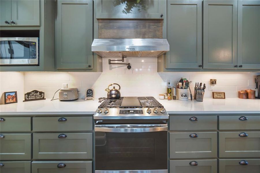 Close-up of interior finishes inside a home in , Perrin (Image 15). Close-up of interior finishes inside a home in , Perrin (Image 15).