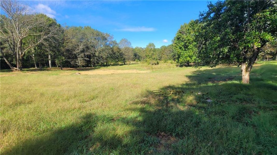 Natural landscape and outdoor views near in Calhoun (Image 23). Natural landscape and outdoor views near in Calhoun (Image 23).