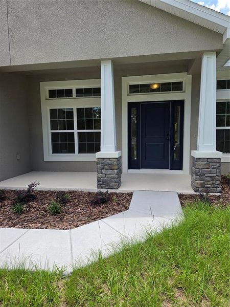 Exterior details and patio area of a home in Spring Hill, Spring Hill (Image 2). Exterior details and patio area of a home in Spring Hill, Spring Hill (Image 2).