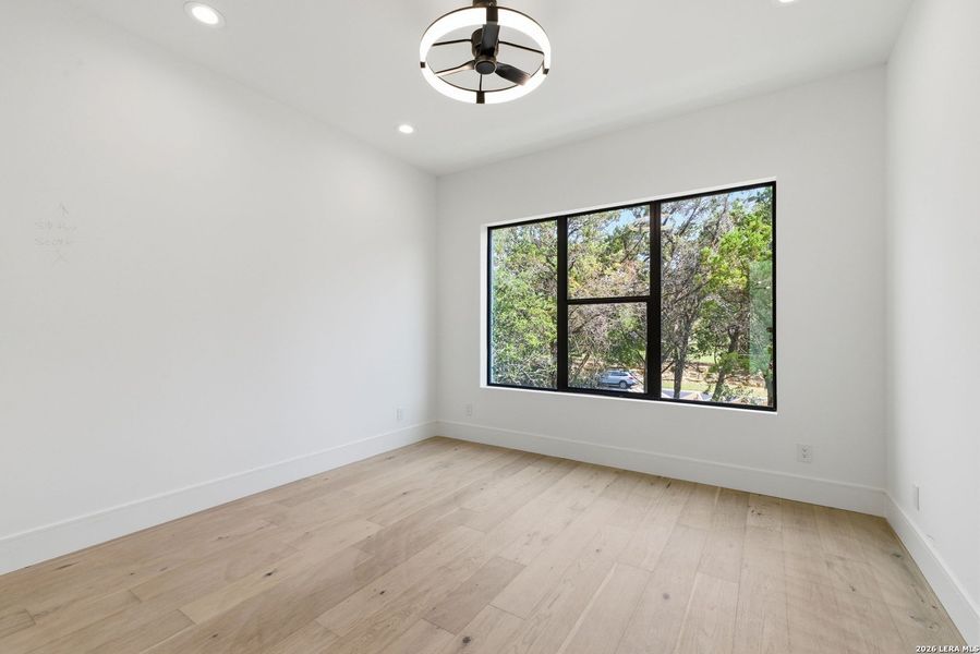 Spacious, unfurnished interior of a new home in , Boerne (Image 29).