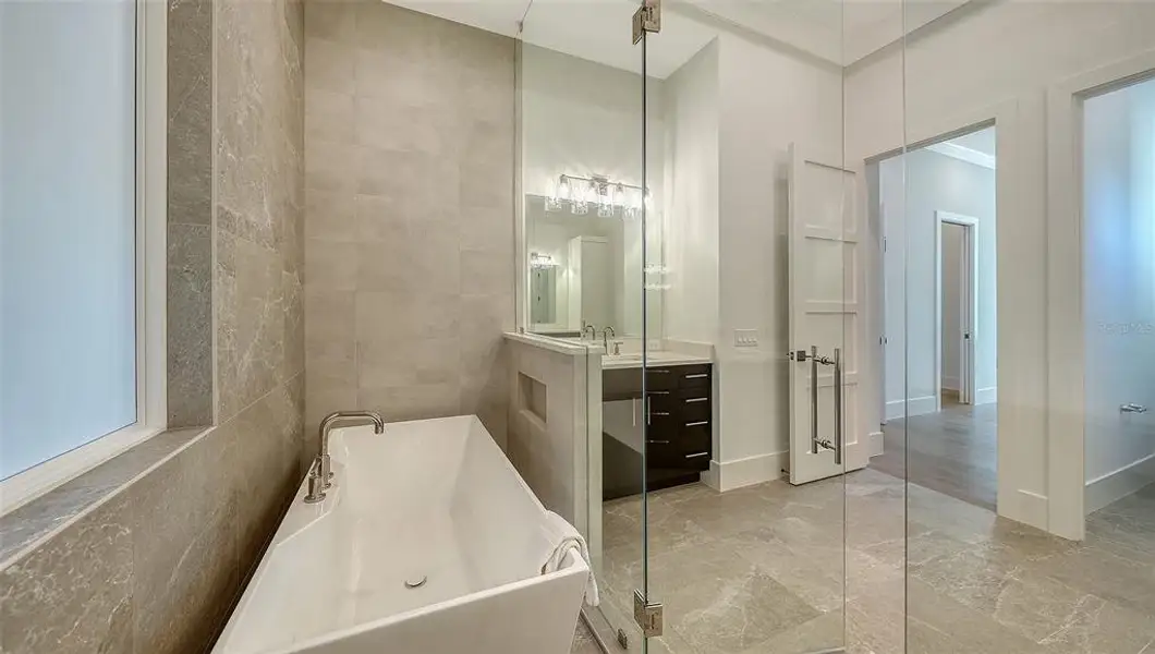 Furnished interior view inside a new home in , Sarasota (Image 18).