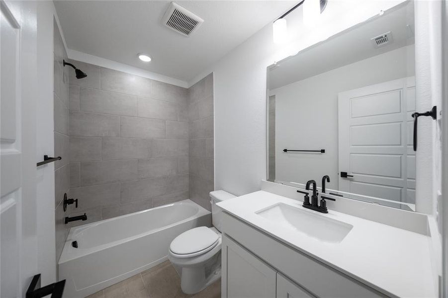 Bath 3 Bath 3