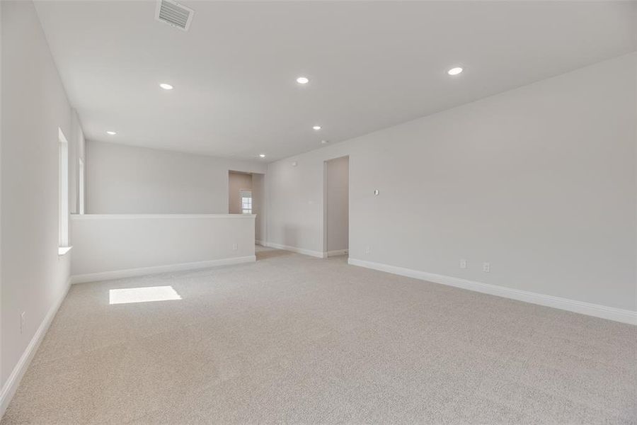 Spacious, unfurnished interior of a new home in Arbors at Legacy Hills, Celina (Image 26).