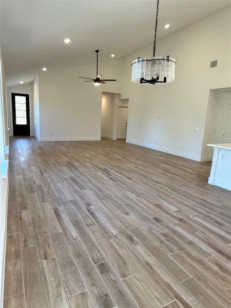 Spacious, unfurnished interior of a new home in , Bastrop (Image 25).