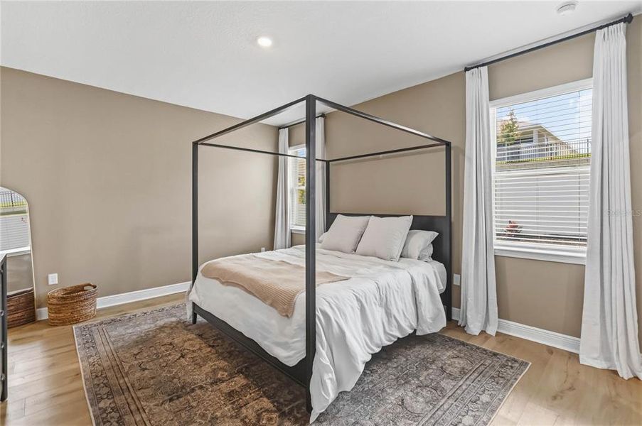 Furnished interior view inside a new home in , Clermont (Image 40).