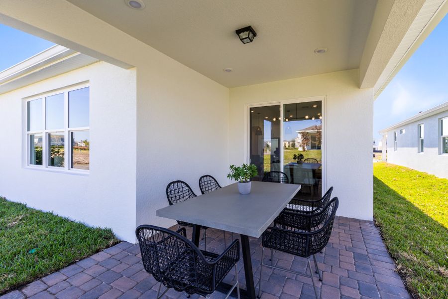 Representative exterior details of a home built from the Highgate by Pulte Homes in Tohoqua, Kissimmee (Image 3). Representative exterior details of a home built from the Highgate by Pulte Homes in Tohoqua, Kissimmee (Image 3).