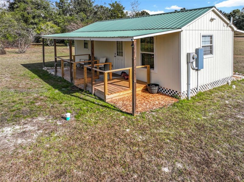 Exterior details and patio area of a home in , Gainesville (Image 3).