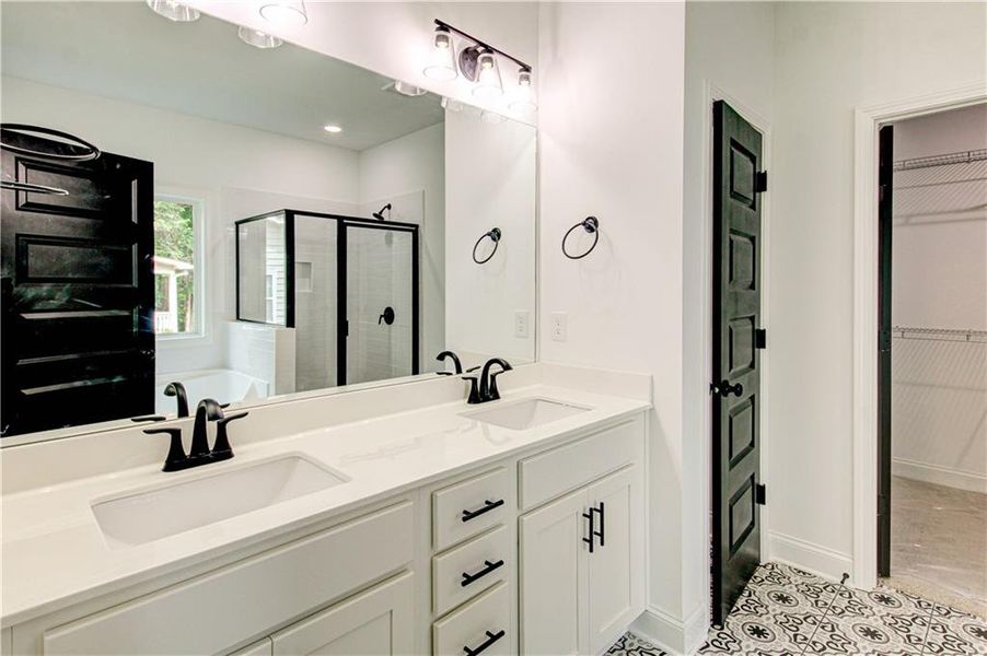 Furnished interior view inside a new home in , Villa Rica (Image 9).
