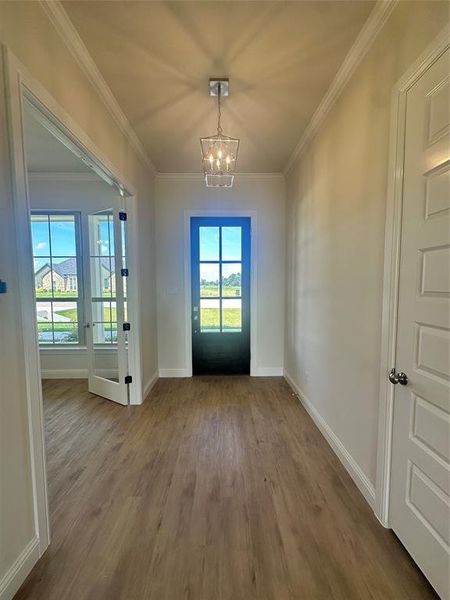 Spacious, unfurnished interior of a new home in , Paradise (Image 19).