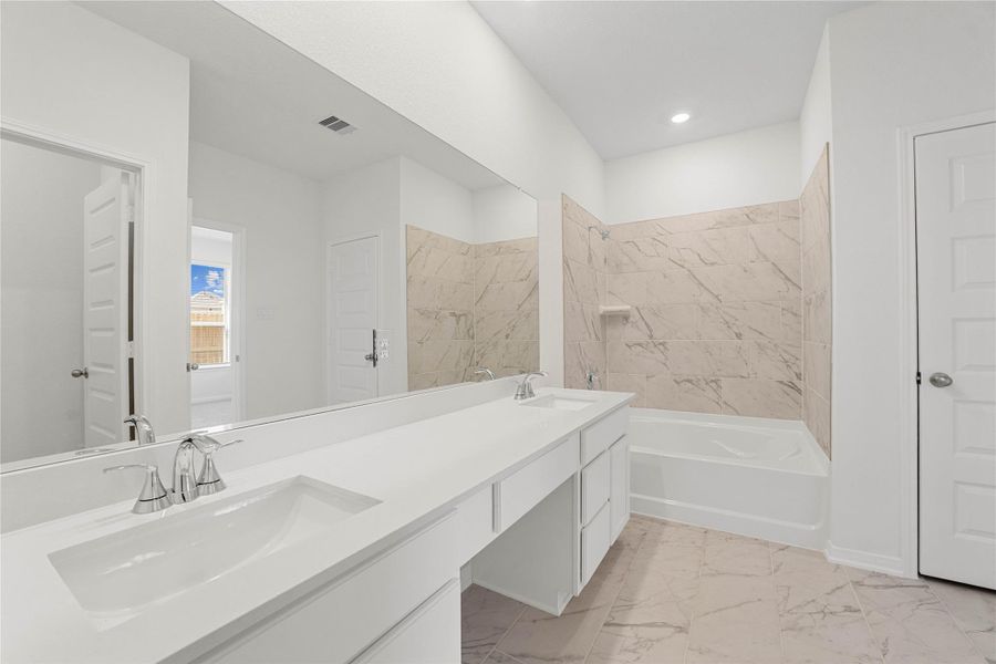 Furnished interior view inside a new home in Bauer Meadows, Tomball (Image 5).