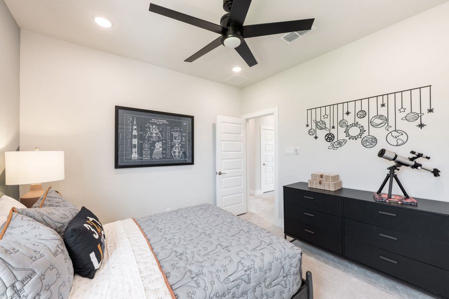 Image 58 representing the Goldeneye by Tri Pointe Homes in Tompkins Reserve, Katy, TX.