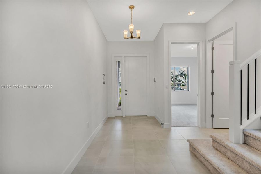 Spacious, unfurnished interior of a new home in , Boca Raton (Image 25). Spacious, unfurnished interior of a new home in , Boca Raton (Image 25).