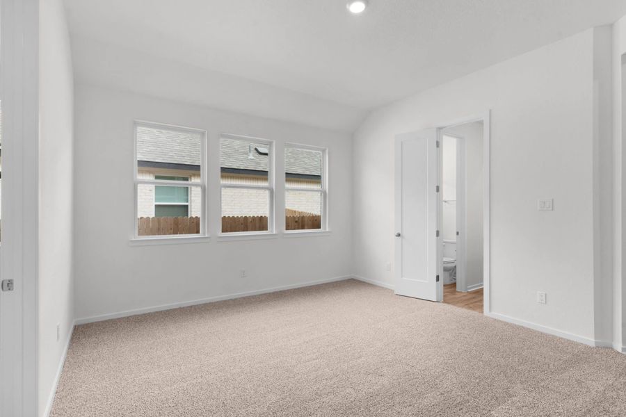 Spacious, unfurnished interior of a new home in Carillon, Manor (Image 14).