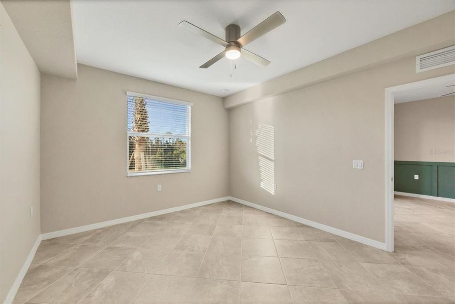 Spacious, unfurnished interior of a new home in , Punta Gorda (Image 21).