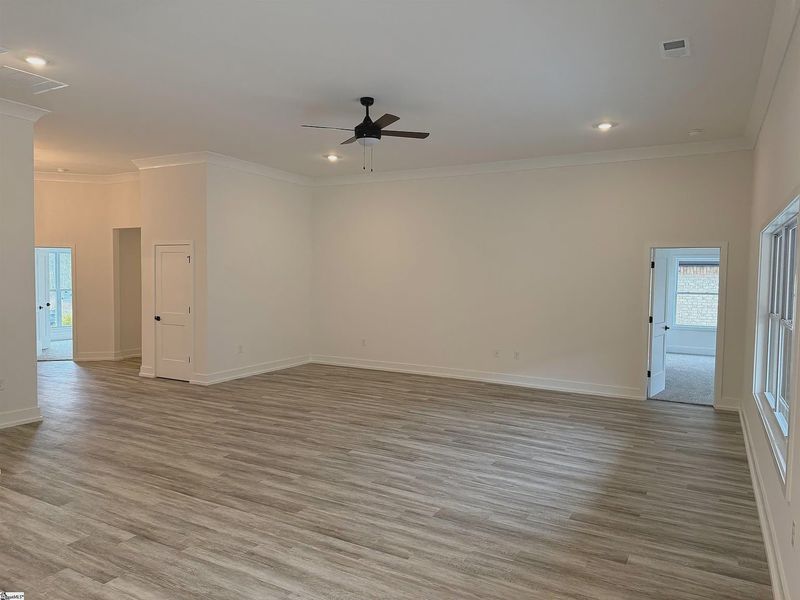 Spacious, unfurnished interior of a new home in Hidden Lake Estates, Greenville (Image 11).