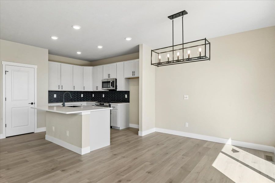 Furnished interior view inside a new home in The Glen, Colorado Springs (Image 5). Furnished interior view inside a new home in The Glen, Colorado Springs (Image 5).
