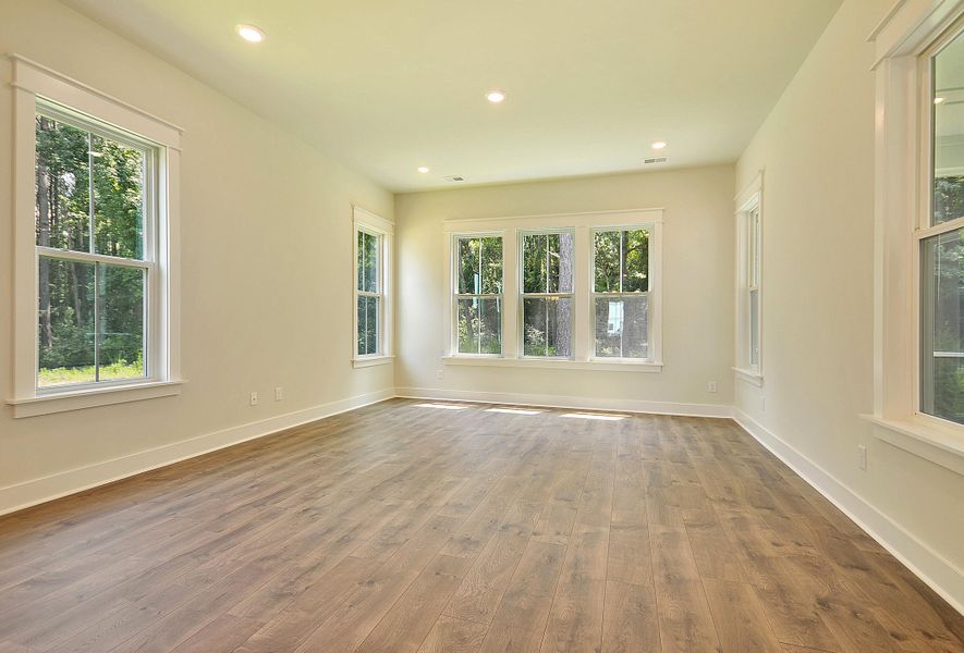 Spacious, unfurnished interior of a new home in Heron's Walk at Summers Corner: Row Collection, Summerville (Image 15). Spacious, unfurnished interior of a new home in Heron's Walk at Summers Corner: Row Collection, Summerville (Image 15).