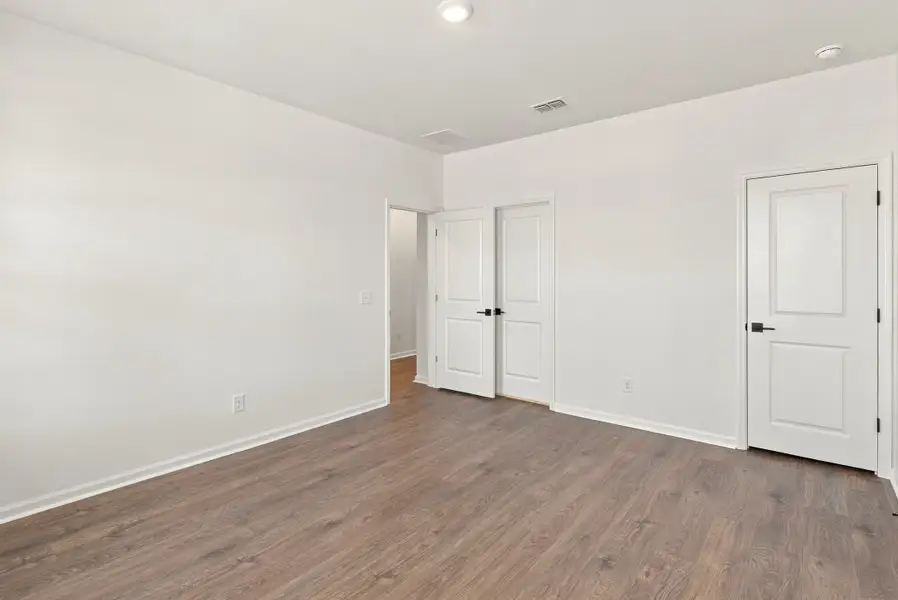 Spacious, unfurnished interior of a new home in The Groves of Berkeley, Moncks Corner (Image 23).
