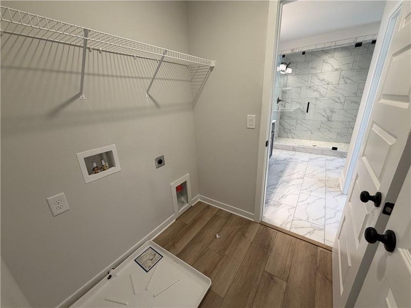 Spacious, unfurnished interior of a new home in Millstone at Mundy Mill, Gainesville (Image 16). Spacious, unfurnished interior of a new home in Millstone at Mundy Mill, Gainesville (Image 16).