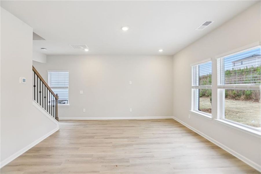 Spacious, unfurnished interior of a new home in Hawthorne Station, College Park (Image 31). Spacious, unfurnished interior of a new home in Hawthorne Station, College Park (Image 31).
