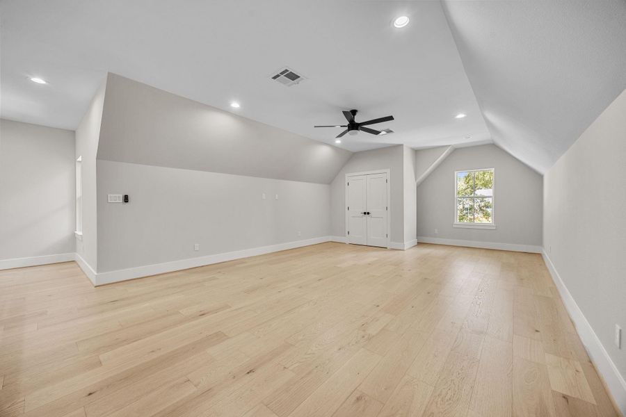 Spacious, unfurnished interior of a new home in , Bellville (Image 23). Spacious, unfurnished interior of a new home in , Bellville (Image 23).