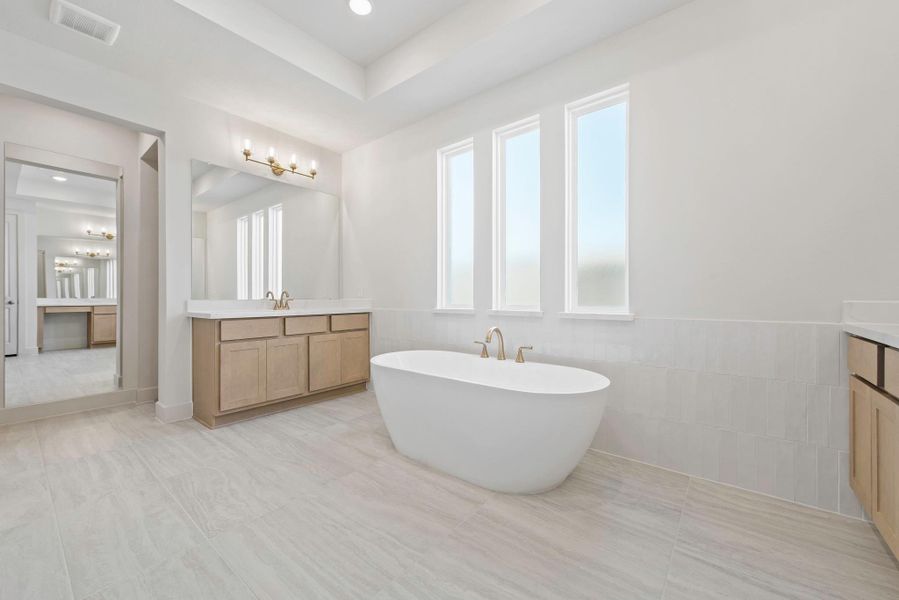 Furnished interior view inside a new home in Jubilee, Hockley (Image 8).