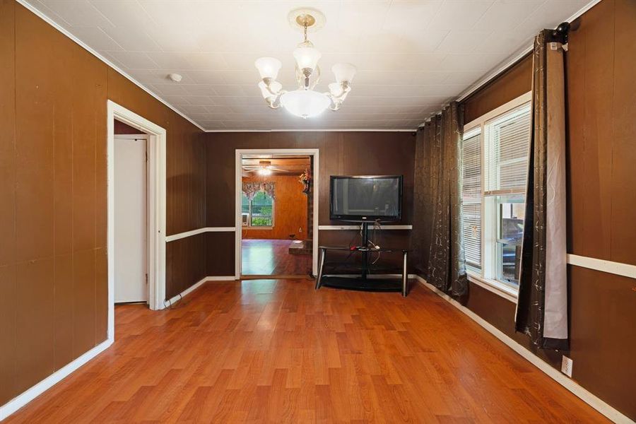 Spacious, unfurnished interior of a new home in , Blossom (Image 8).