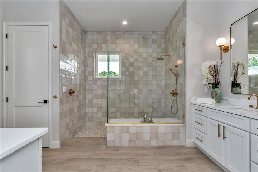 Furnished interior view inside a new home in , Citra (Image 45).