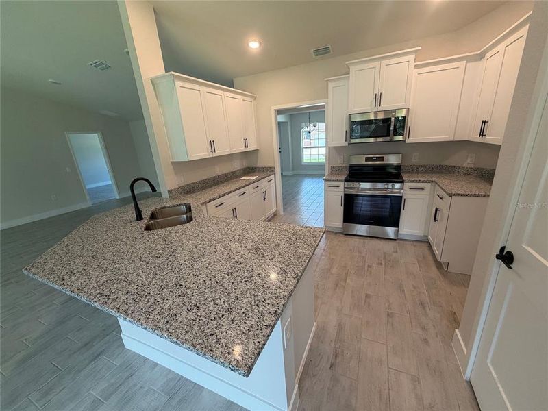 Furnished interior view inside a new home in Port Charlotte, Port Charlotte (Image 8).