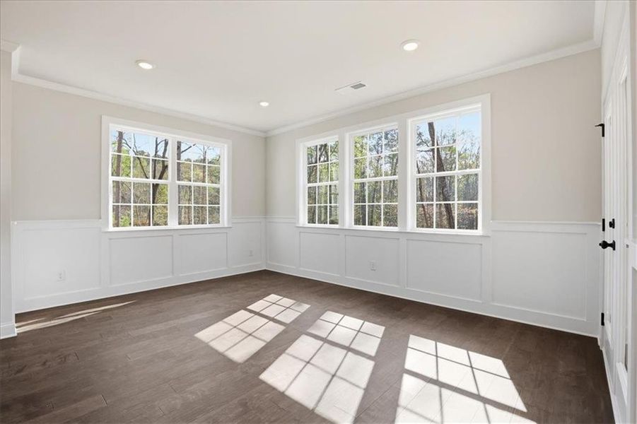 Spacious, unfurnished interior of a new home in Bradley Gin, Monroe (Image 50).
