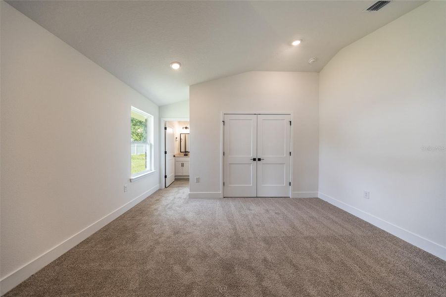 Spacious, unfurnished interior of a new home in Palm Coast, Palm Coast (Image 20). Spacious, unfurnished interior of a new home in Palm Coast, Palm Coast (Image 20).
