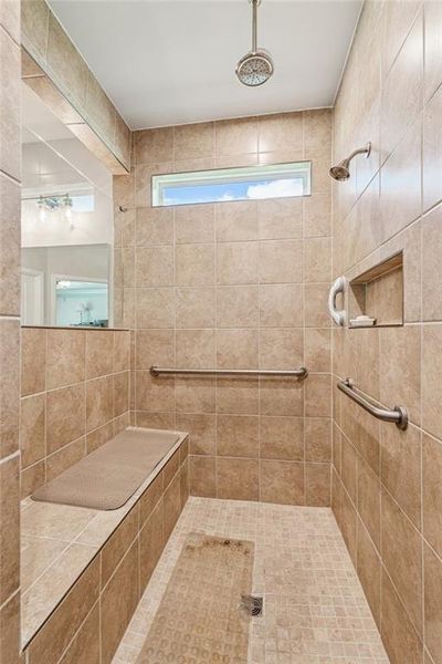 Image 21 of a home in Lakecrest.