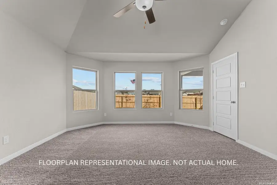 Spacious, unfurnished interior of a new home in Agave, San Antonio (Image 13).