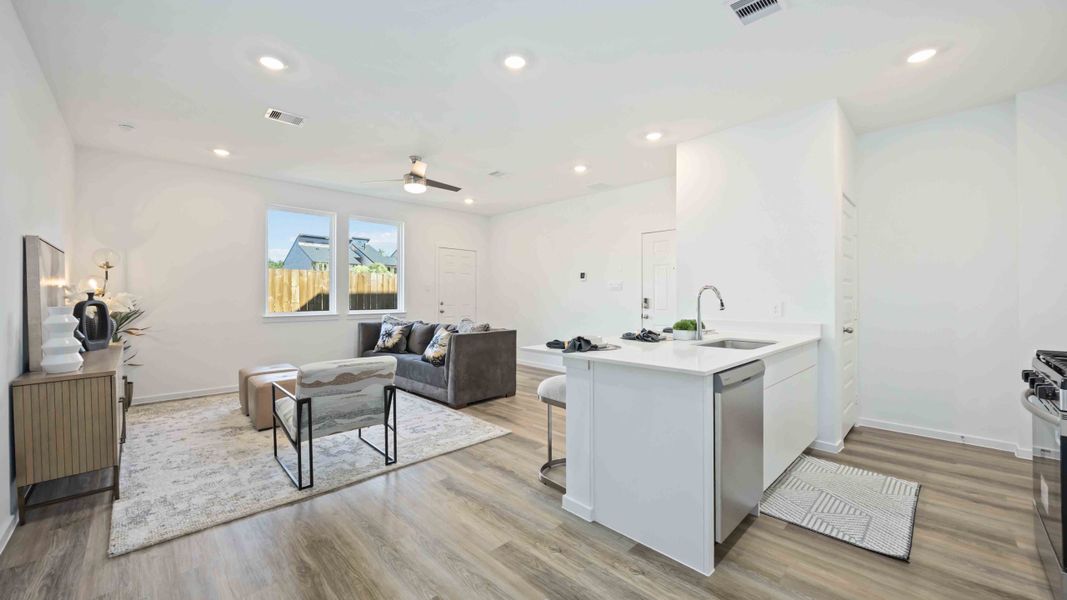 Furnished interior view inside a new home in Mansfield Estates, Houston (Image 5).