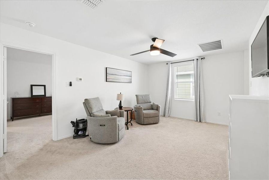 Furnished interior view inside a new home in Trinity West, Dallas (Image 19). Furnished interior view inside a new home in Trinity West, Dallas (Image 19).