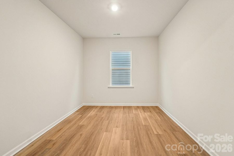 Spacious, unfurnished interior of a new home in Laurelbrook, Sherrills Ford (Image 29).