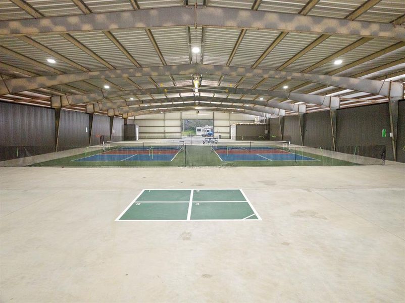 Community amenities in , Mount Pleasant (Image 14).