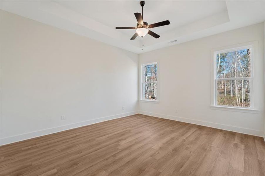 Spacious, unfurnished interior of a new home in , Gainesville (Image 30).