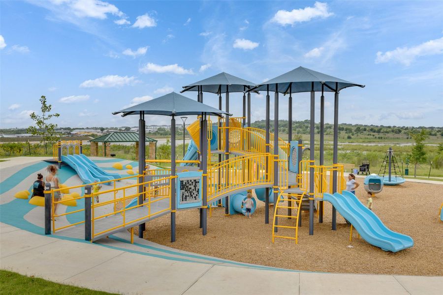 Community amenities in Sunfield, Buda (Image 19).