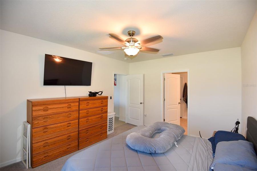 Furnished interior view inside a new home in Oak Leaf Preserve, New Smyrna Beach (Image 14). Furnished interior view inside a new home in Oak Leaf Preserve, New Smyrna Beach (Image 14).