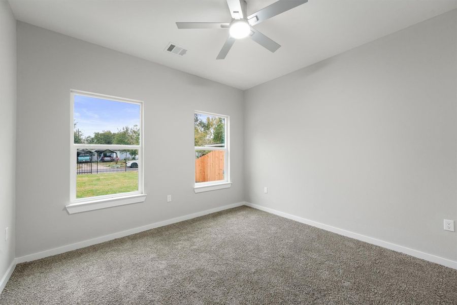 Spacious, unfurnished interior of a new home in , Pasadena (Image 19).