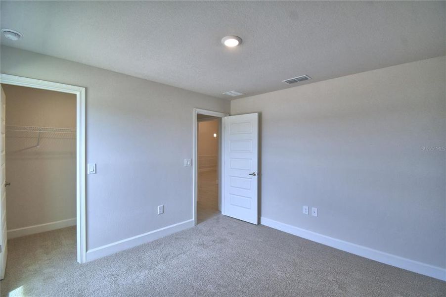 Spacious, unfurnished interior of a new home in Cadence Crossing, Auburndale (Image 30). Spacious, unfurnished interior of a new home in Cadence Crossing, Auburndale (Image 30).