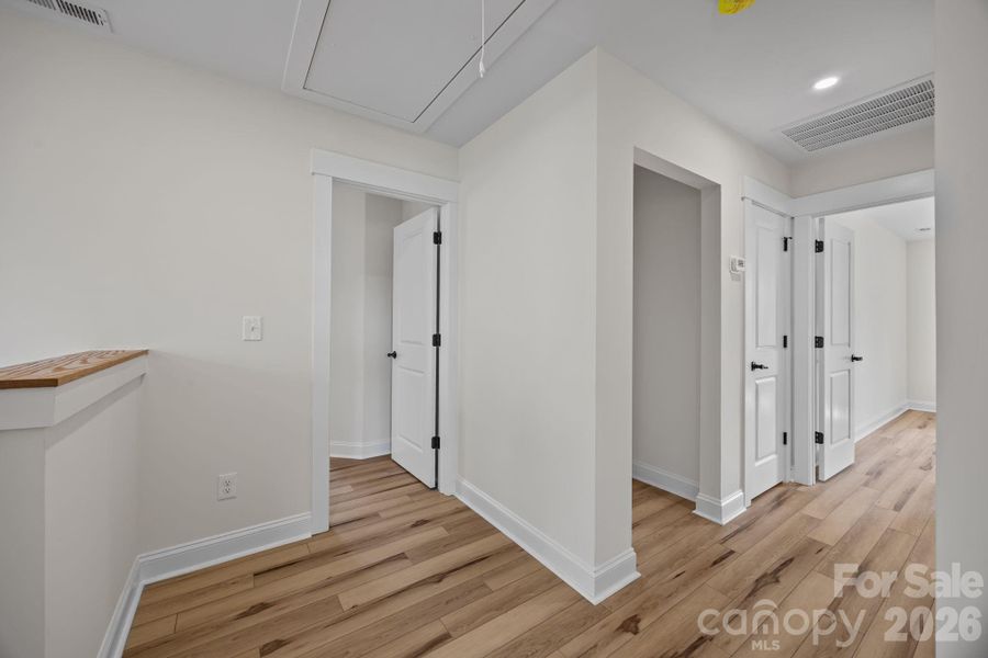 Spacious, unfurnished interior of a new home in , Salisbury (Image 28).