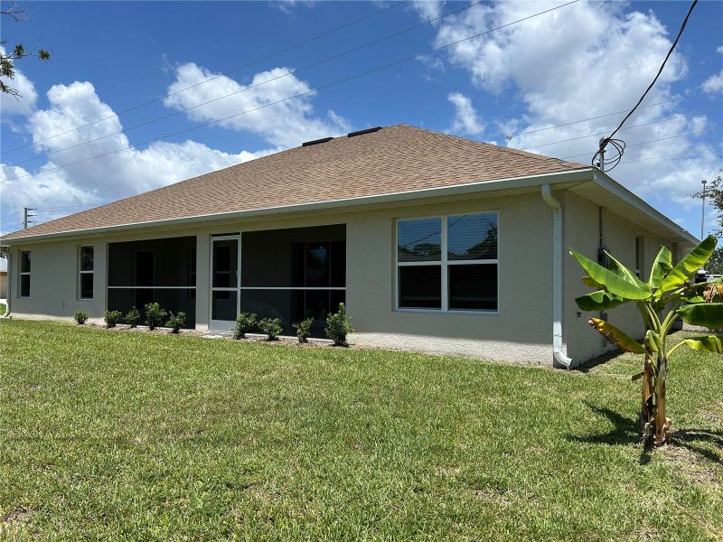 Front exterior of a new home in Venice, Venice, FL, highlighting curb appeal (Image 22).