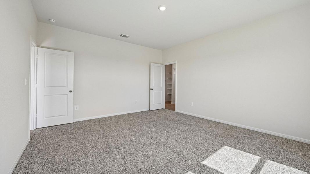 Spacious, unfurnished interior of a new home in Carillon, Manor (Image 15).