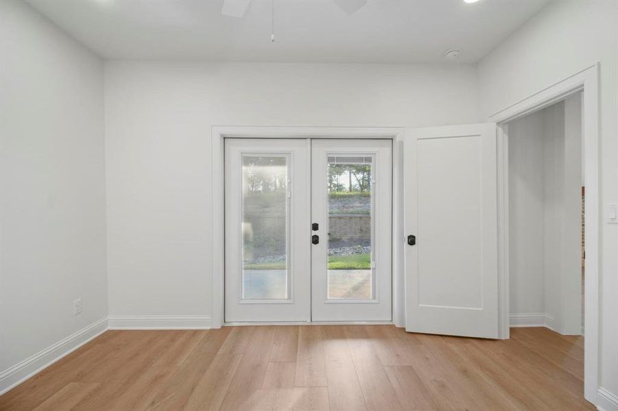 Spacious, unfurnished interior of a new home in , Tyler (Image 23).