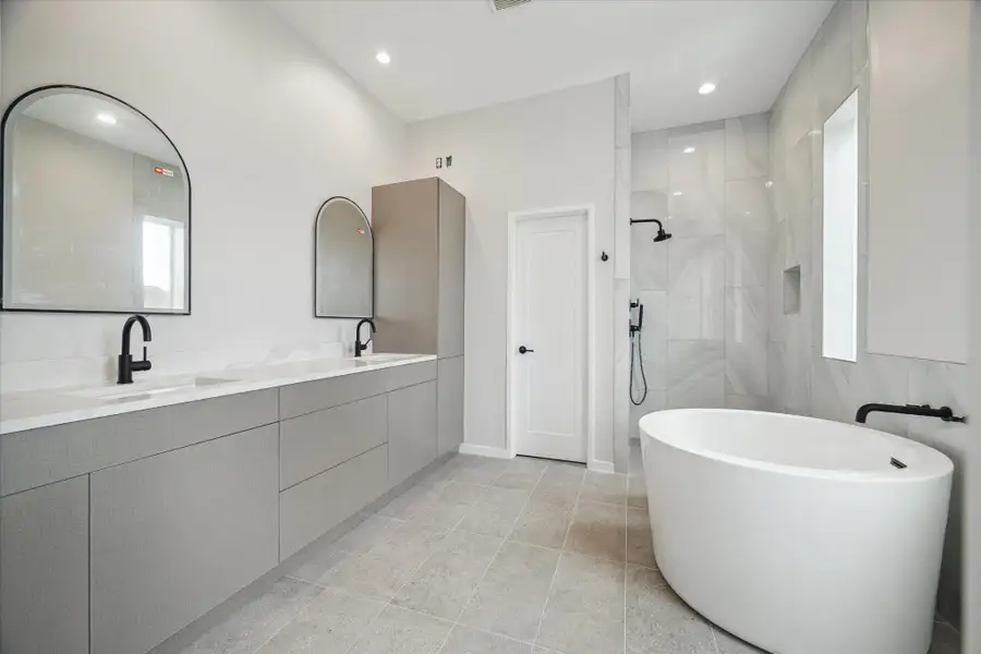 Furnished interior view inside a new home in , Houston (Image 8).