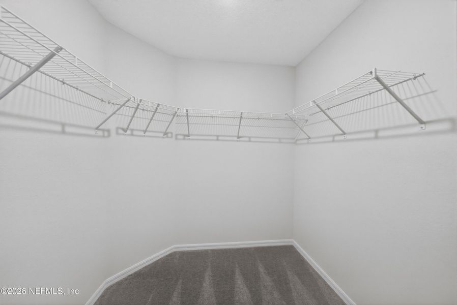 Spacious, unfurnished interior of a new home in , Jacksonville (Image 16).